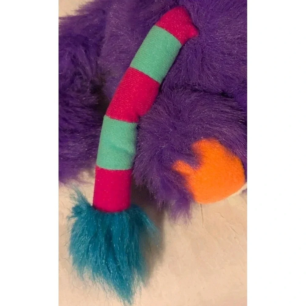 Russ Weirdo Willy Plush Monster Purple Suction Cups Stuffed Animal Vtg 10" - Picture 9 of 12